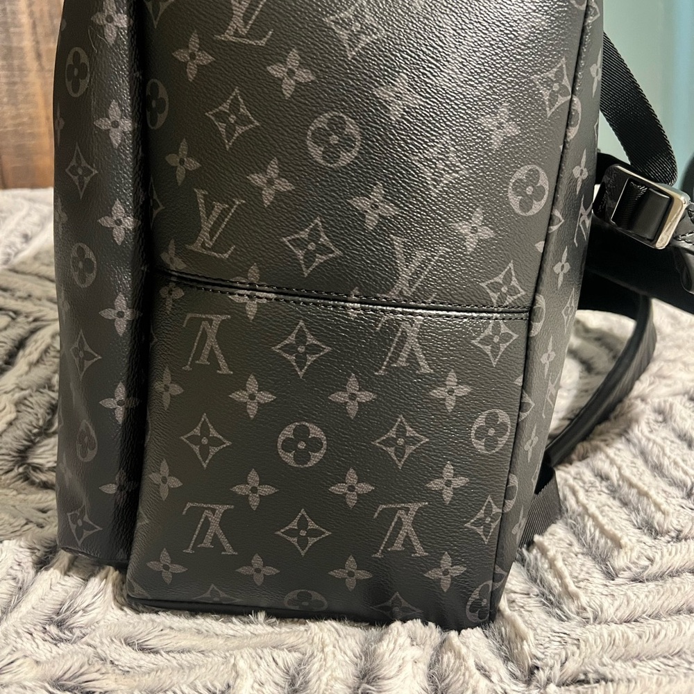 ‼️SOLD ELSEWHERE‼️Louis Vuitton Discovery MM Backpack - Picture 5 of 13